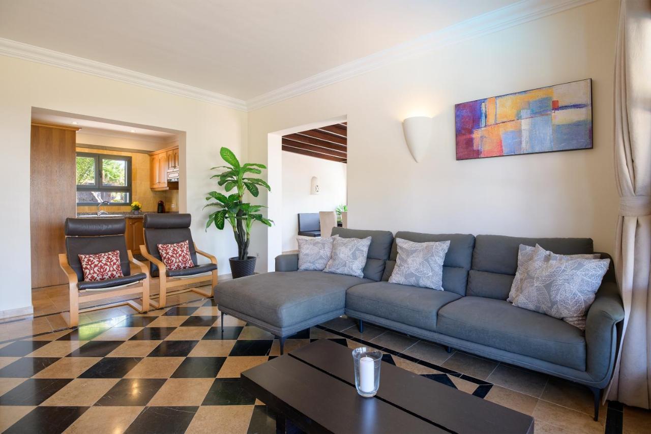 Hipoclub Villas, "Rosa" Villa ปลายาบลังกา ภายนอก รูปภาพ